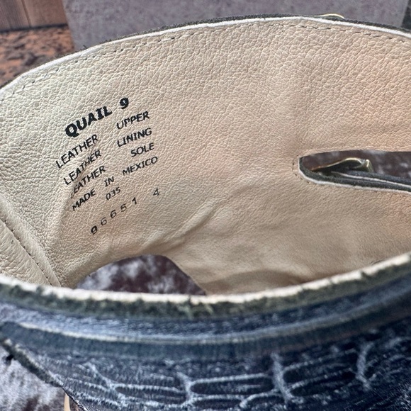 FREEBIRD Quail Black Multi Distressed Strappy Sandals Size 9 - Picture 13 of 14